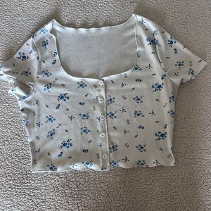 Floral Button-Up Crop Top square neck spring summer buttons blue white
